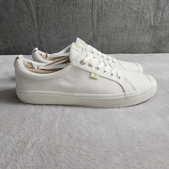 Cariuma OCA Low Canvas Sneaker Whie Sustainable Vegan Shoe Unisex Size W13 M11.5 - Picture 3 of 12